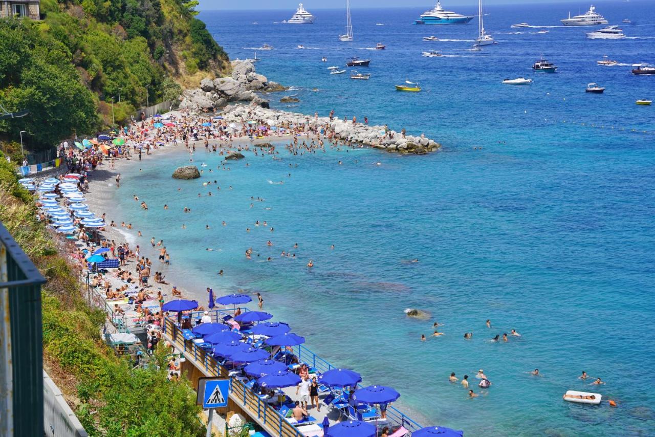 Hotel Casa Adelaide à Capri Extérieur photo